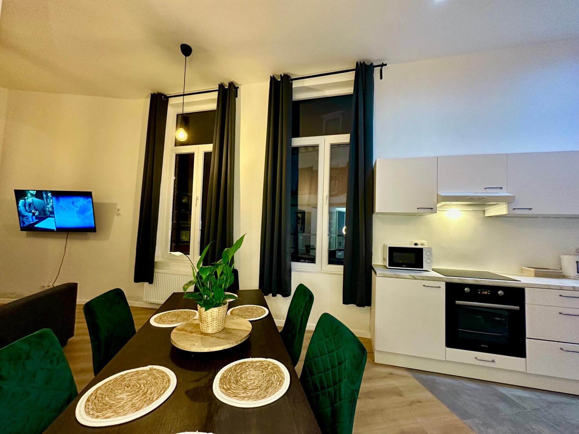 Luxury Suites Mons By Rikas Hotels Zewnętrze zdjęcie