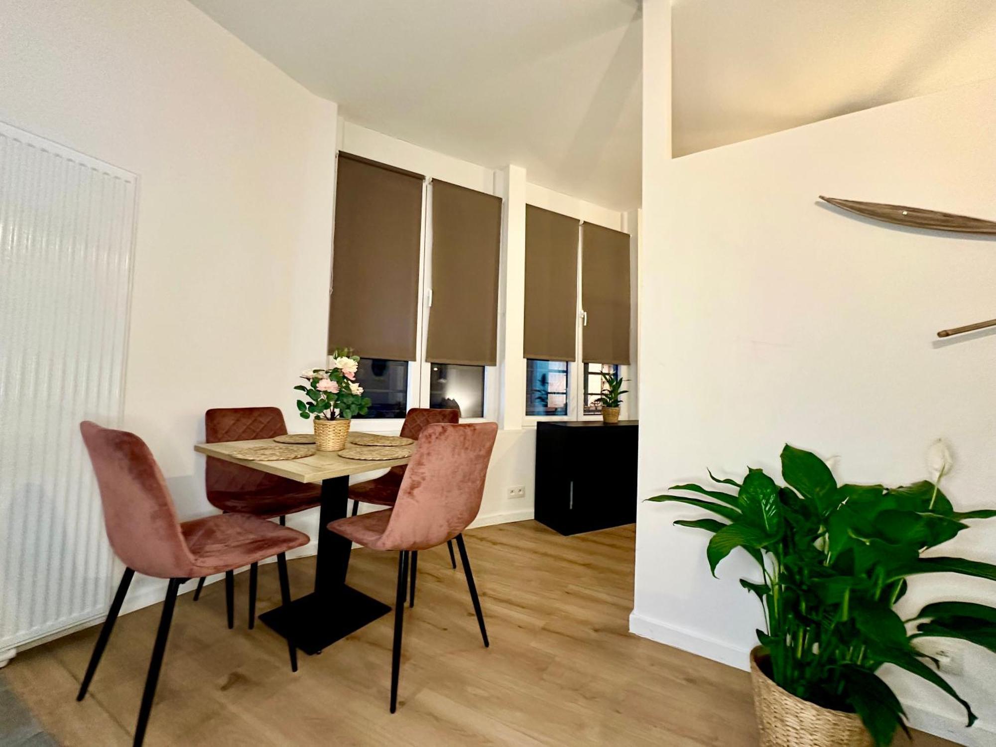 Luxury Suites Mons By Rikas Hotels Zewnętrze zdjęcie