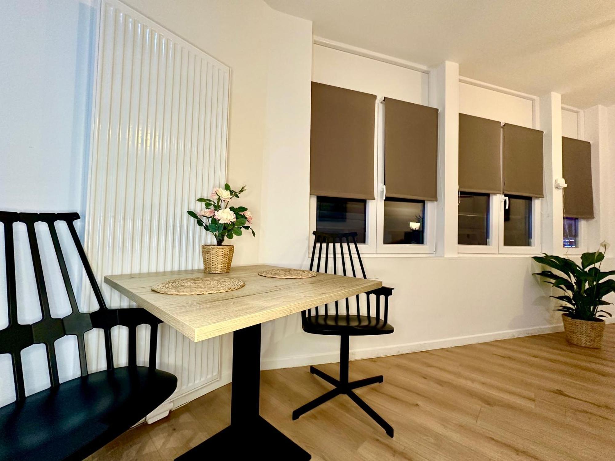 Luxury Suites Mons By Rikas Hotels Zewnętrze zdjęcie
